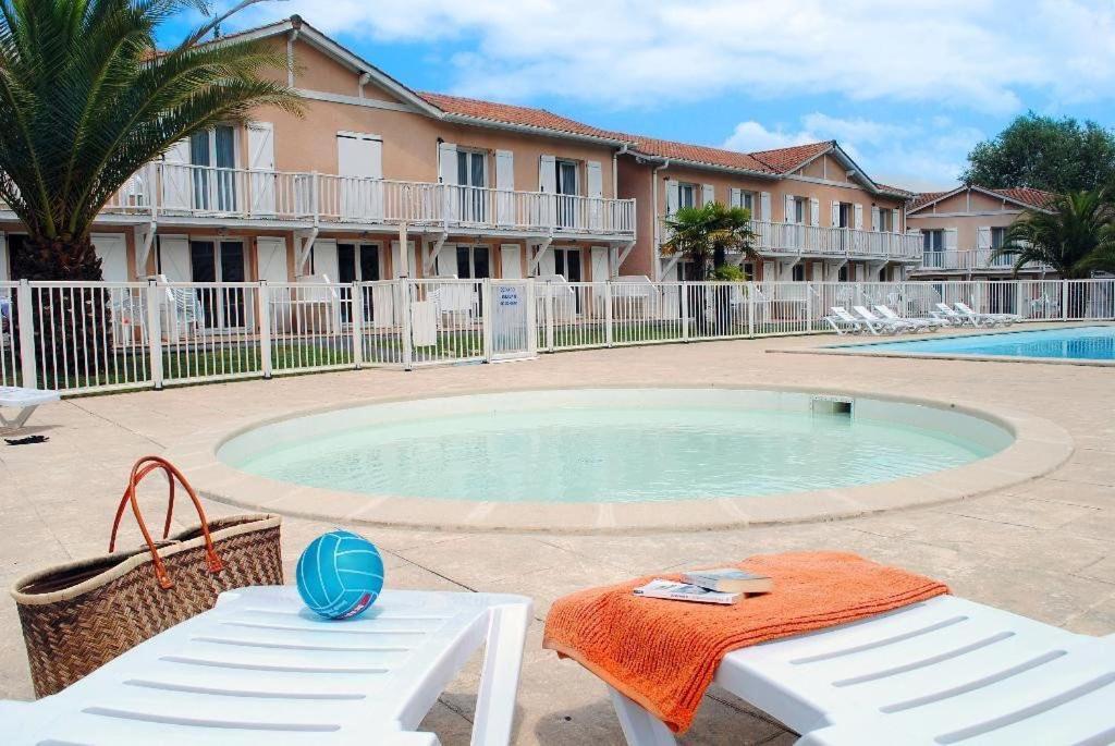 Petit Oasis Avec Piscine Lejlighed Anglet Eksteriør billede